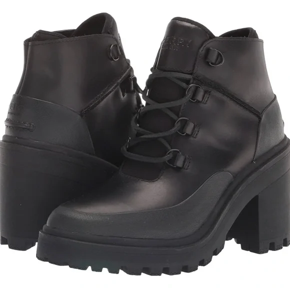 Sperry boots they are brand new never been worn . BRAND NEW | NEVER WORN Sperry Women main image 4